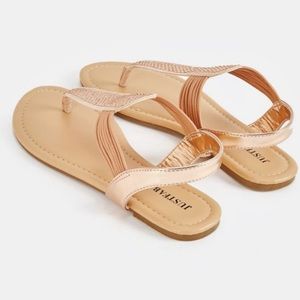 Brand New Sandals✨